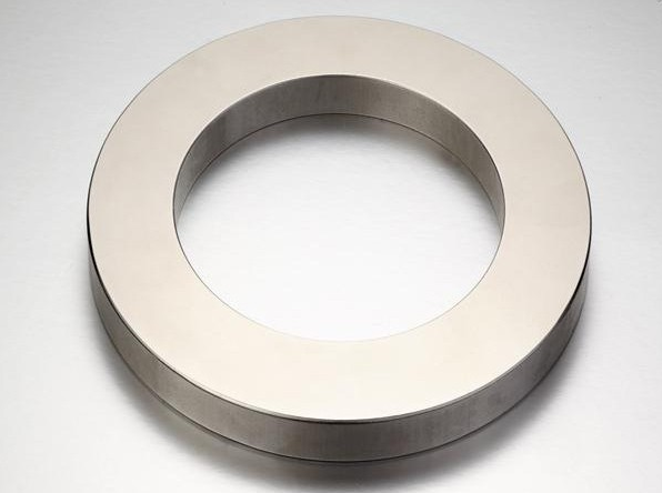 鐵氧體磁鋼的生產(chǎn)流程