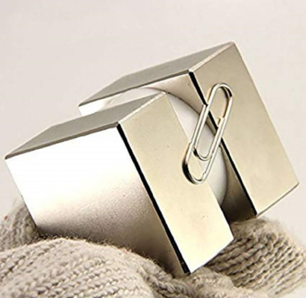 釹鐵硼強(qiáng)磁能吸起來純金嗎？