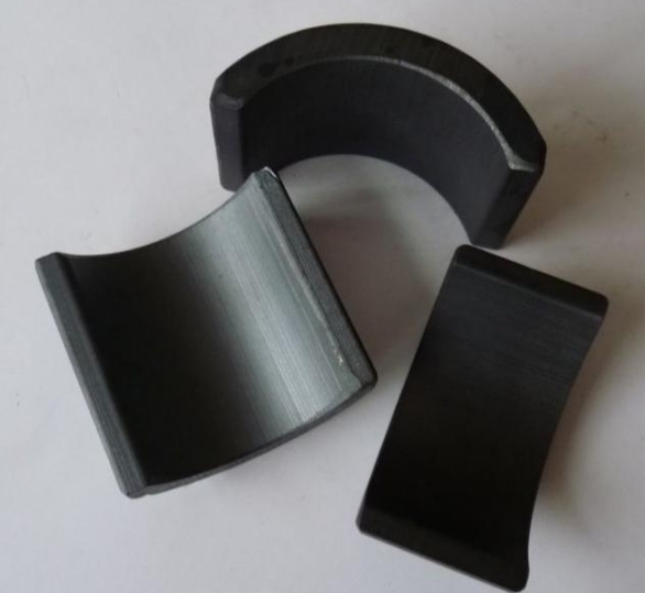 鐵氧體磁瓦的磁力弱也受大家喜歡的原因是什么？